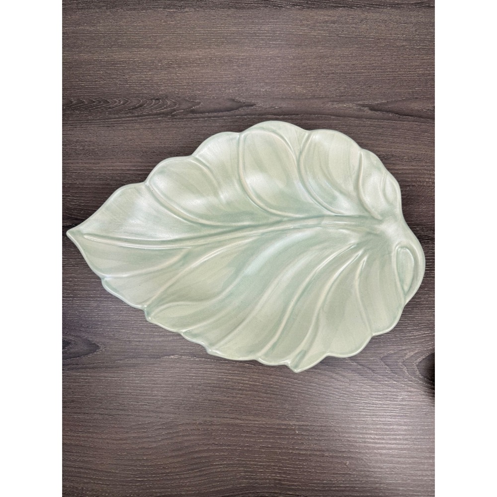 Royal Haeger Vintage Sage Green Ceramic Leaf Dish Scalloped Serving Tray 13 Inch